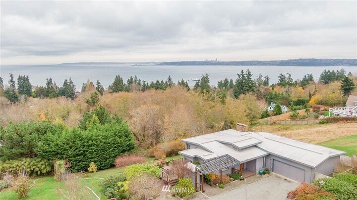 11502 104th Place SW  Vashon WA 98070 photo