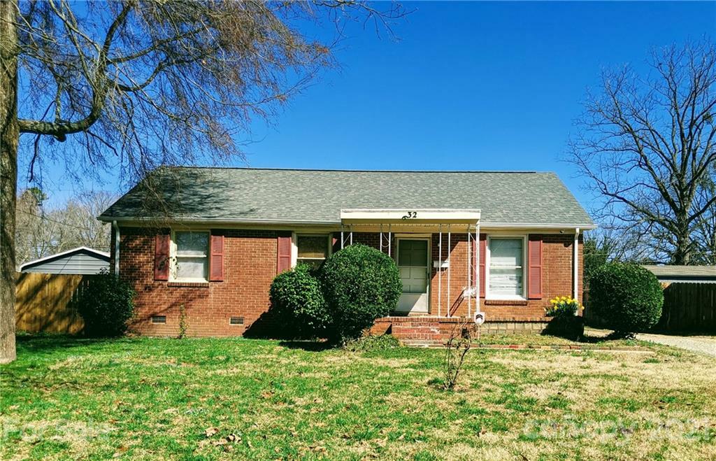 Property Photo:  932 Clanton Road  NC 28217 