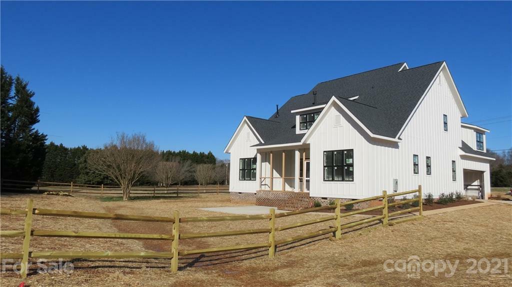 Property Photo:  510 Wilson Knoll Drive  NC 28012 