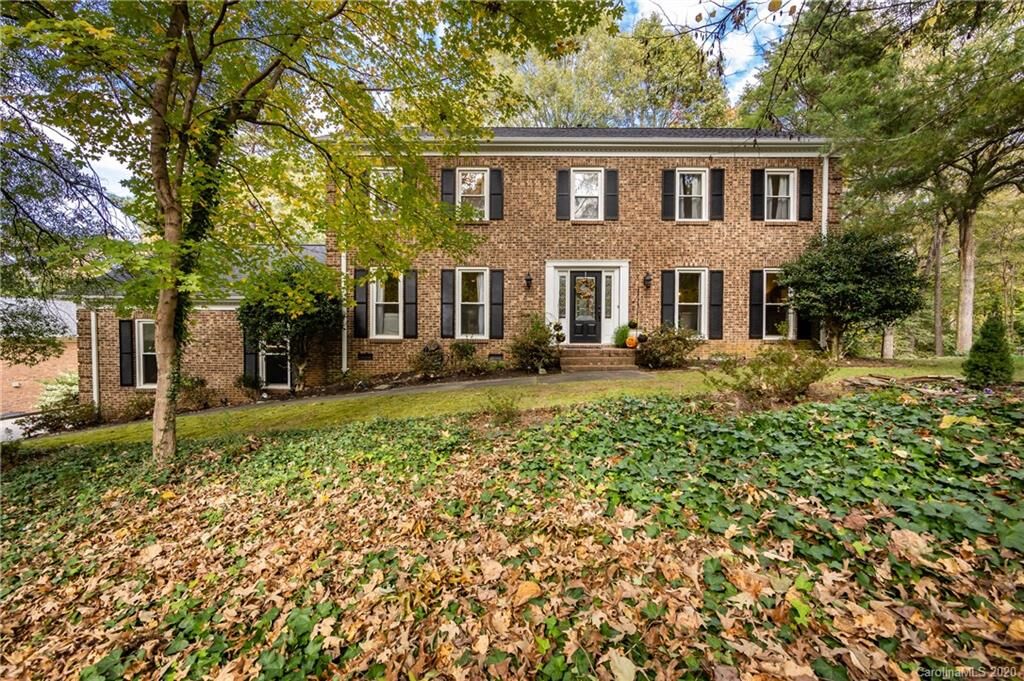 Property Photo: 2415 Brantford Drive NC 28210