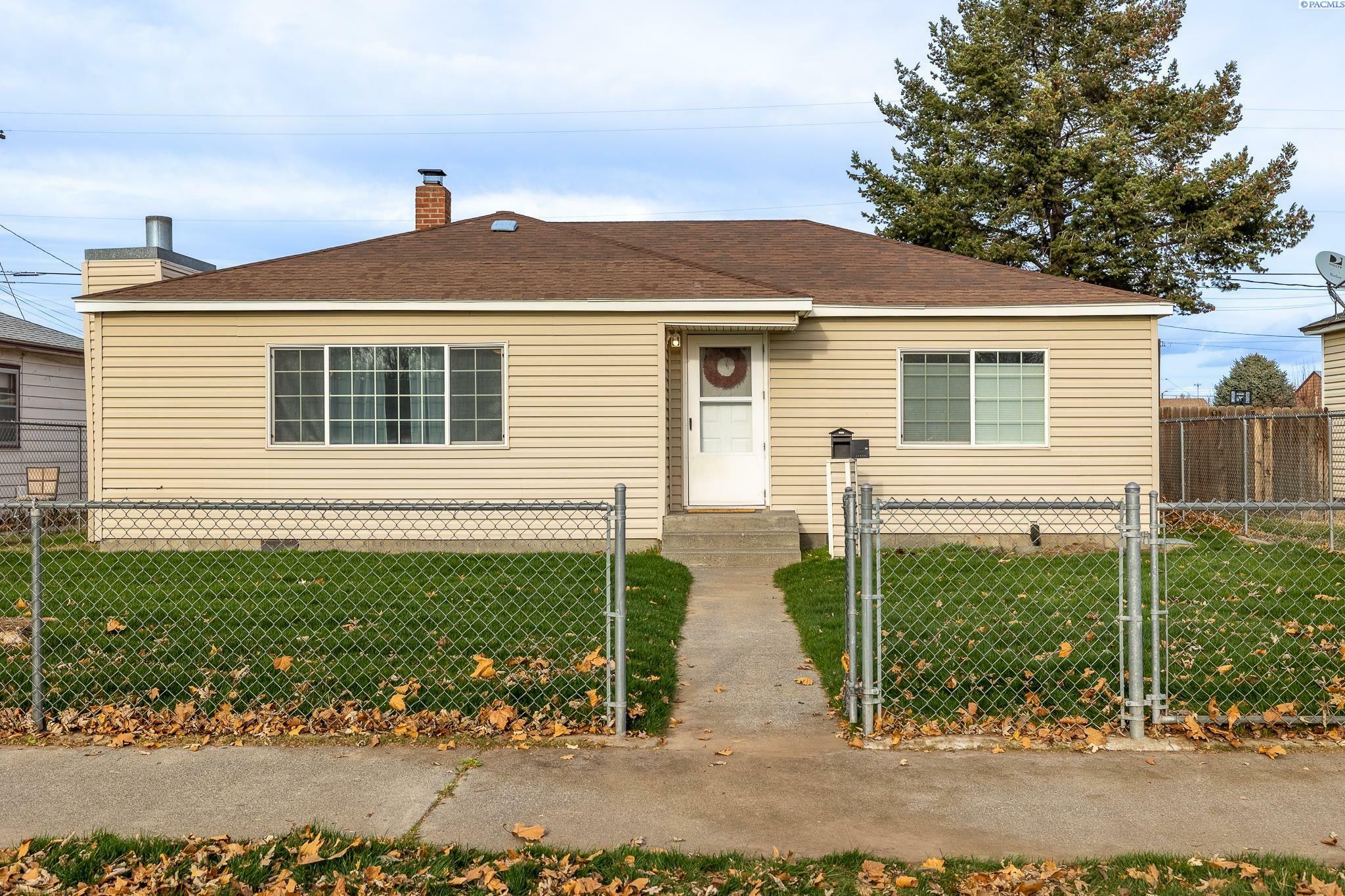 Property Photo:  1623 W Yakima St.  WA 99301 