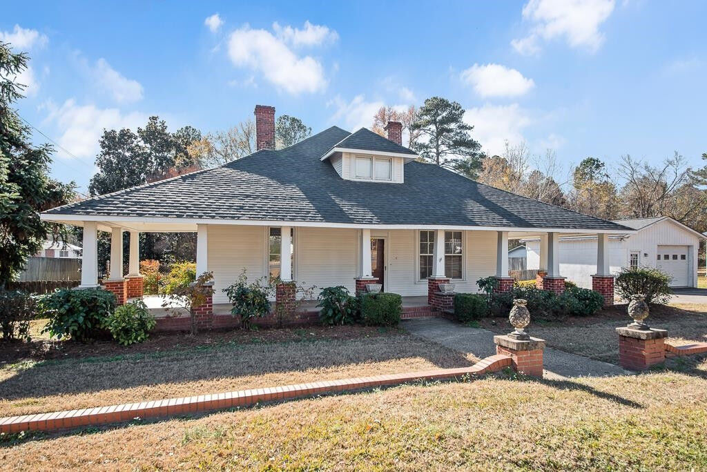 Property Photo:  11 Chalybeate Road  NC 27526 
