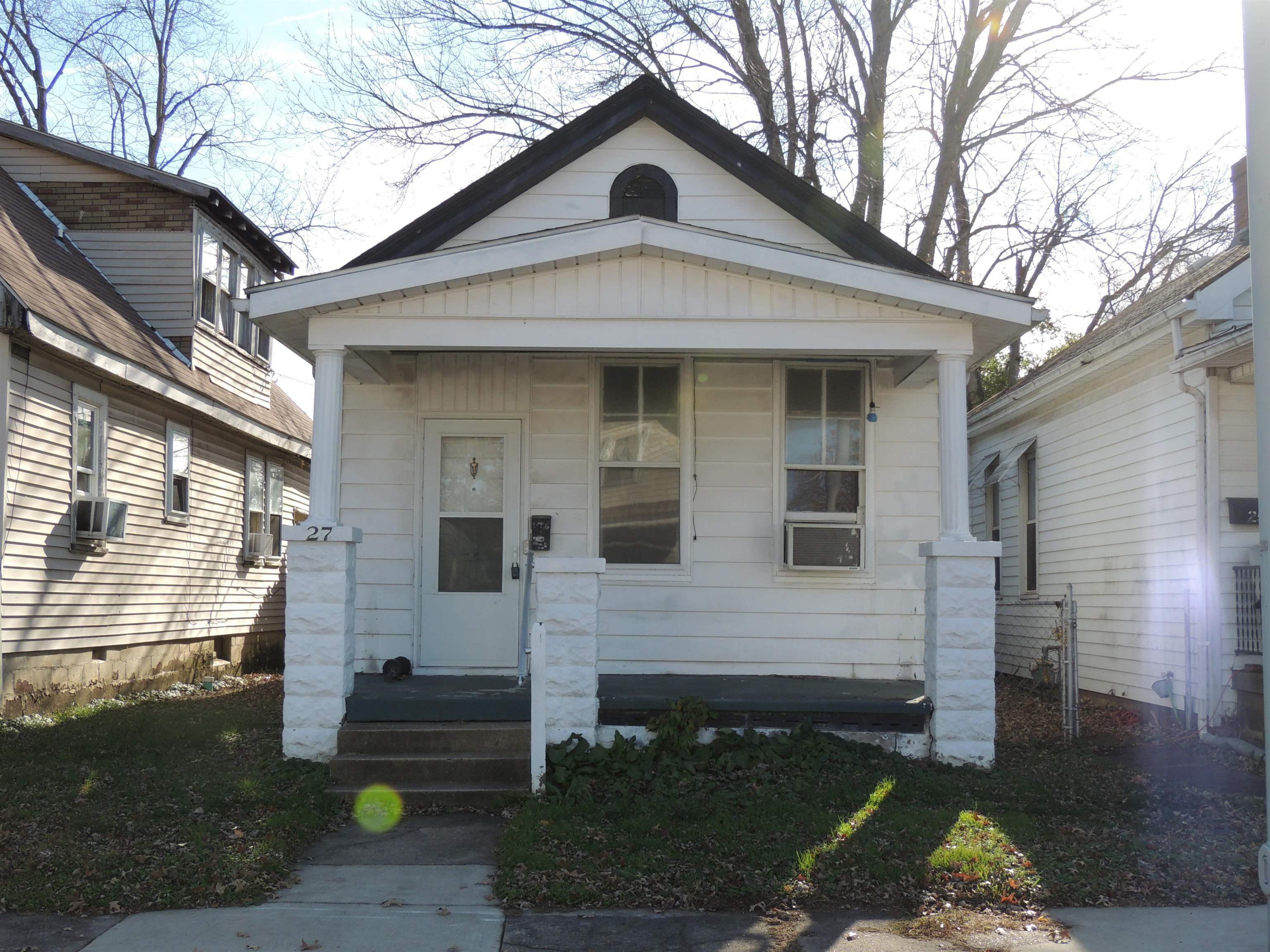 27 E Oregon Street  Evansville IN 47711 photo