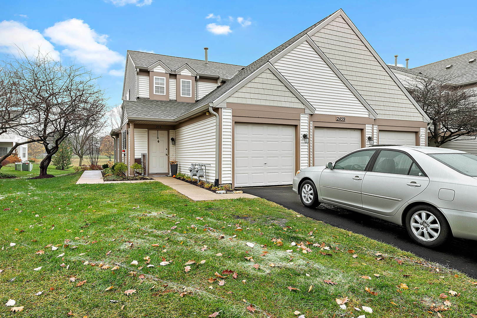 Property Photo: 2459 Sheehan Drive 104 IL 60564