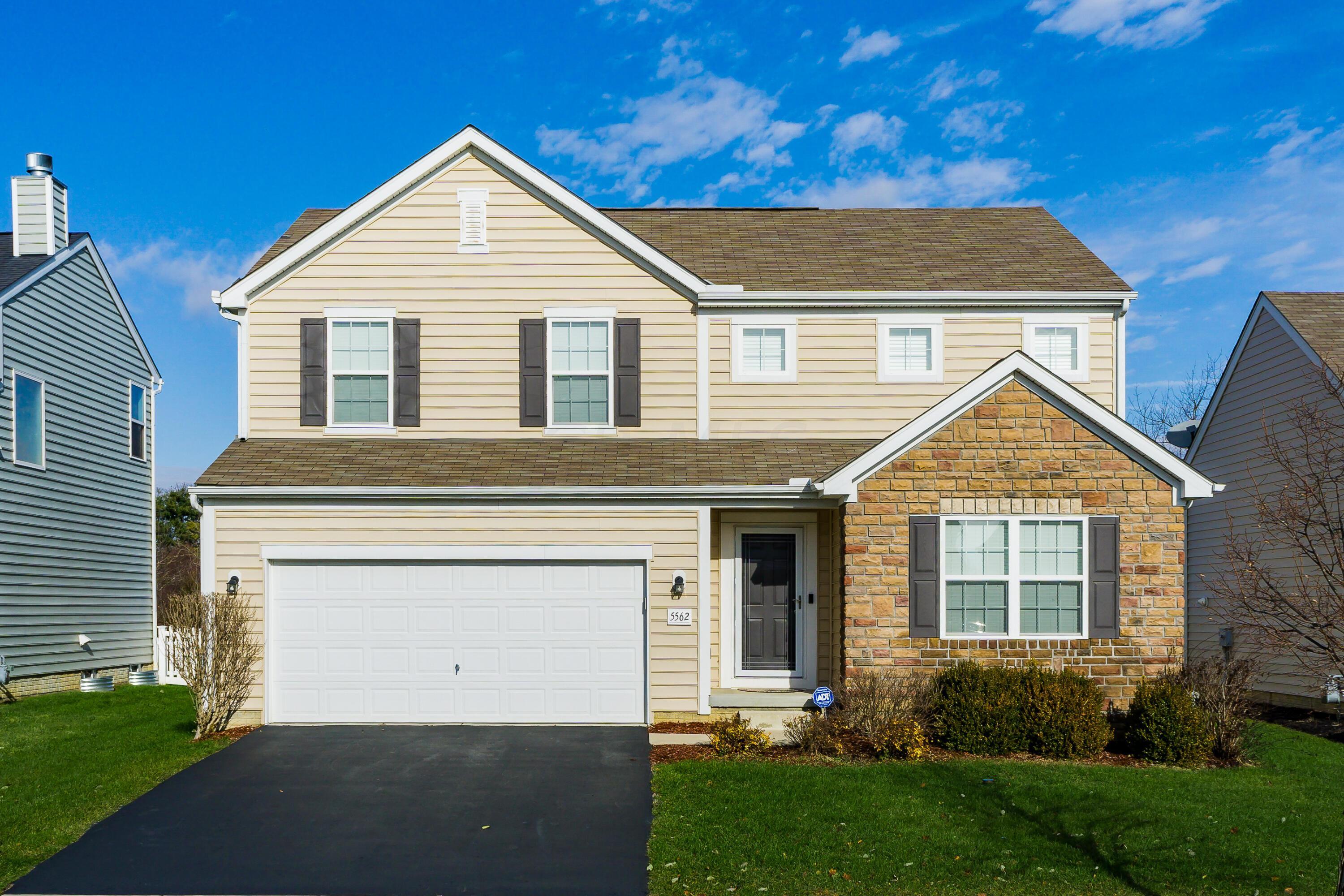 Property Photo: 5562 Freedom Run OH 43146