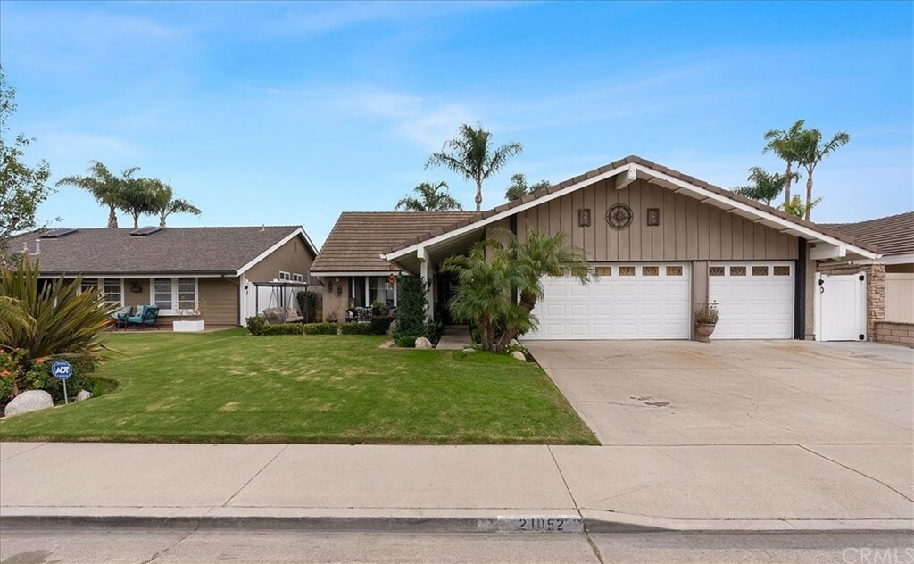 Property Photo:  21052 Hagerstown Circle  CA 92646 