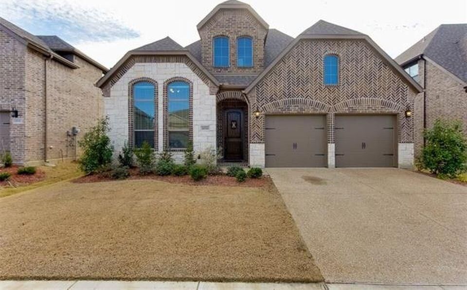 Property Photo:  16516 Amistad Avenue  TX 75078 