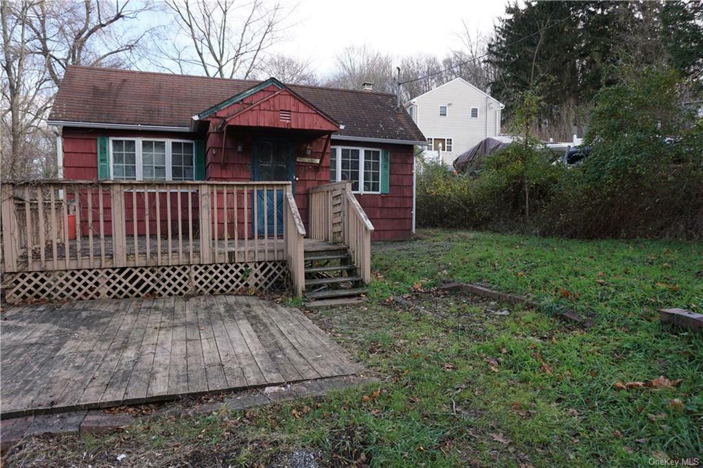 Property Photo:  126 Croton Park Road  NY 10567 