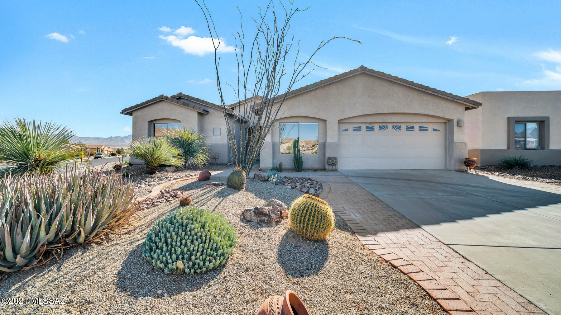 Property Photo:  5027 S Paseo Sin Oblea  AZ 85622 