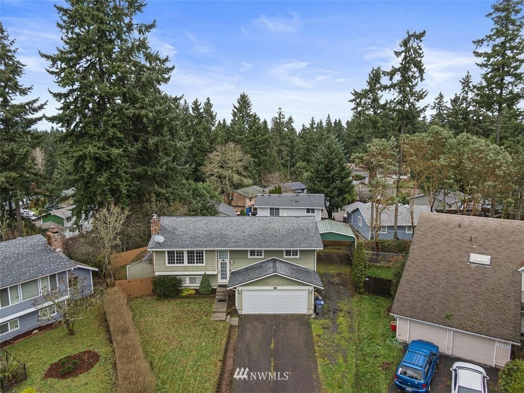 Property Photo:  3400 Guildfore Court SE  WA 98366 