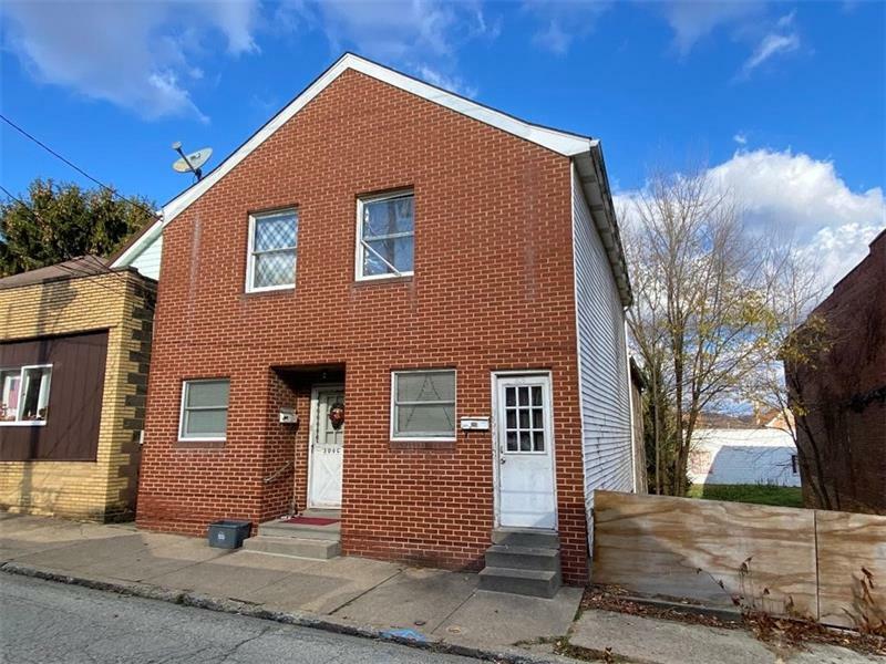 Property Photo:  306 Longfellow St  PA 15690 