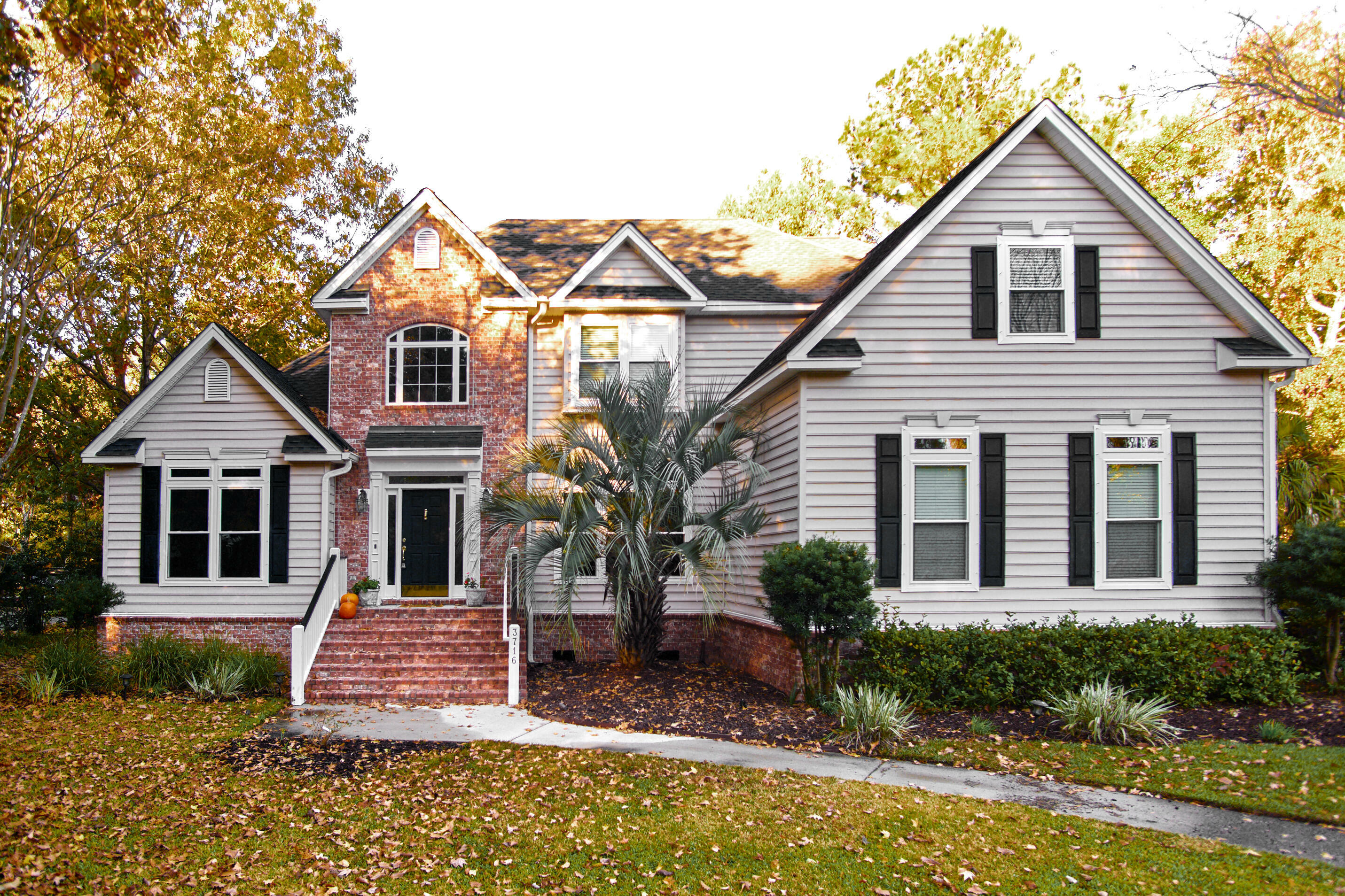 Property Photo: 3716 Colonel Vanderhorst Circle SC 29466