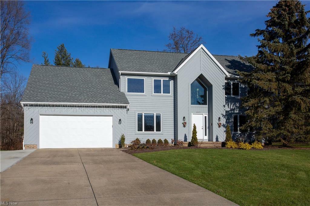 Property Photo: 32875 Aspen Glen Drive OH 44139