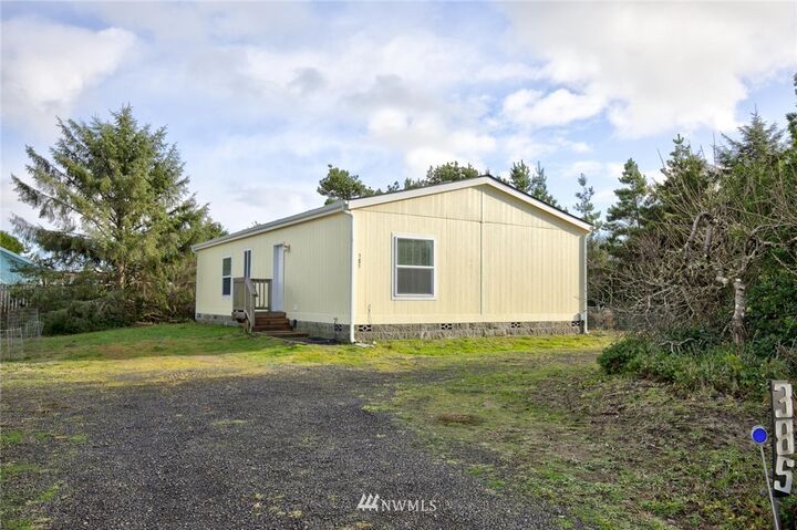 385 N Wynoochee Drive SW  Ocean Shores WA 98569 photo