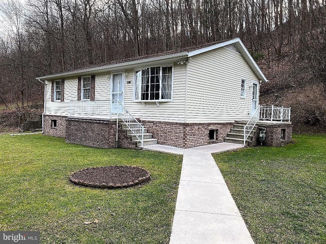 Property Photo: 15817 Old Beechwood Road SW MD 21539