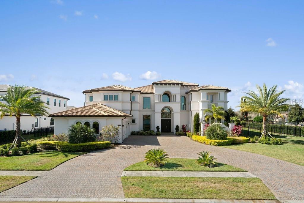 Property Photo: 4333 Isabella Circle FL 34786