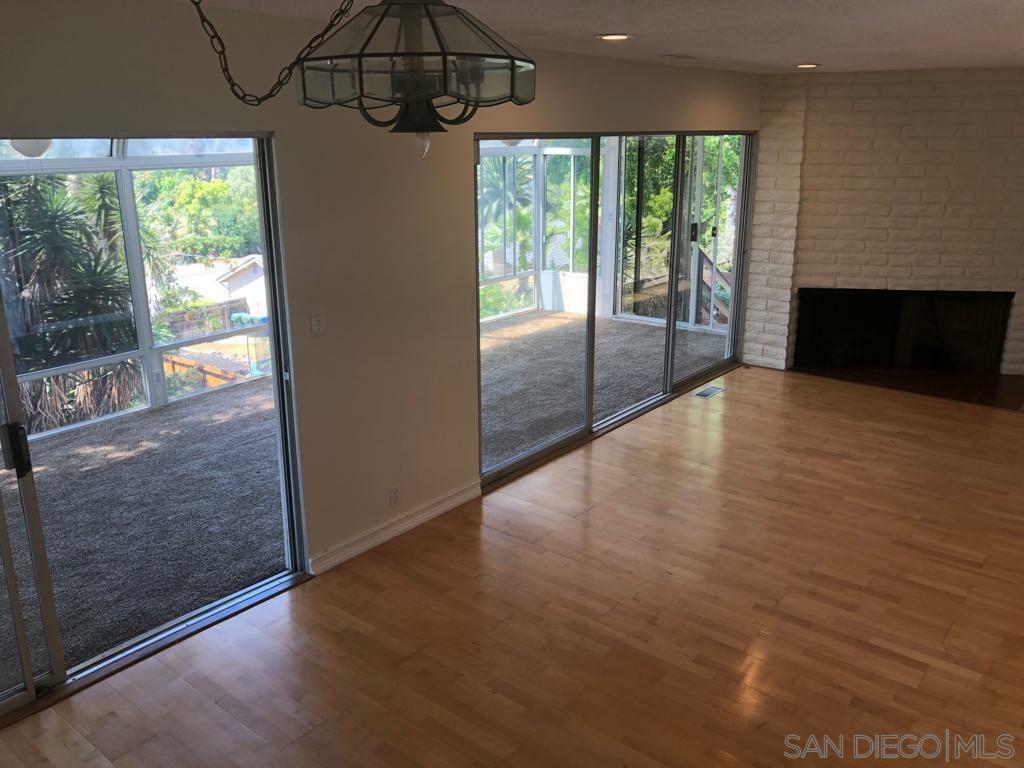 Property Photo:  1134 Montura Rd  CA 92078 