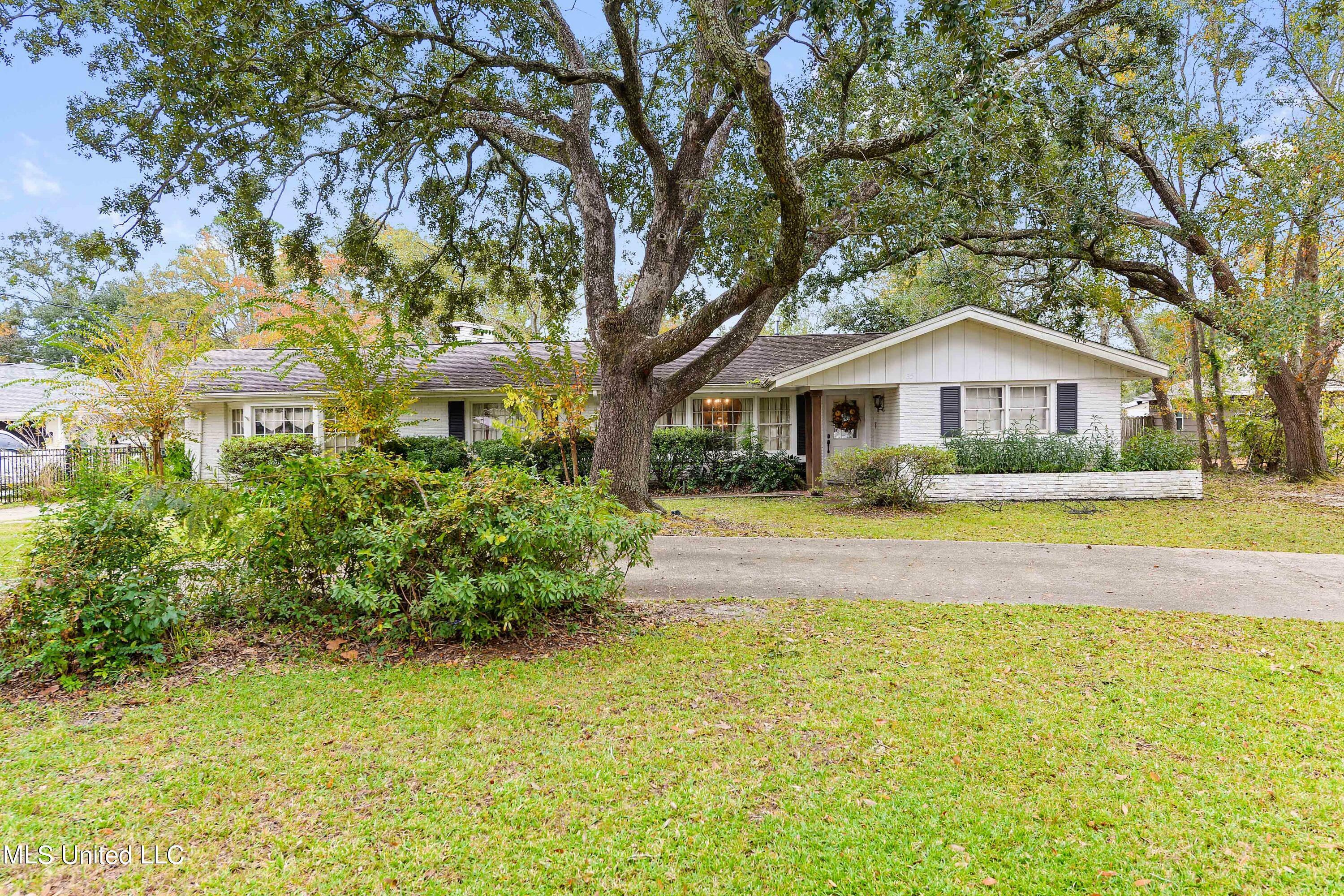 Property Photo:  35 53rd Street  MS 39507 