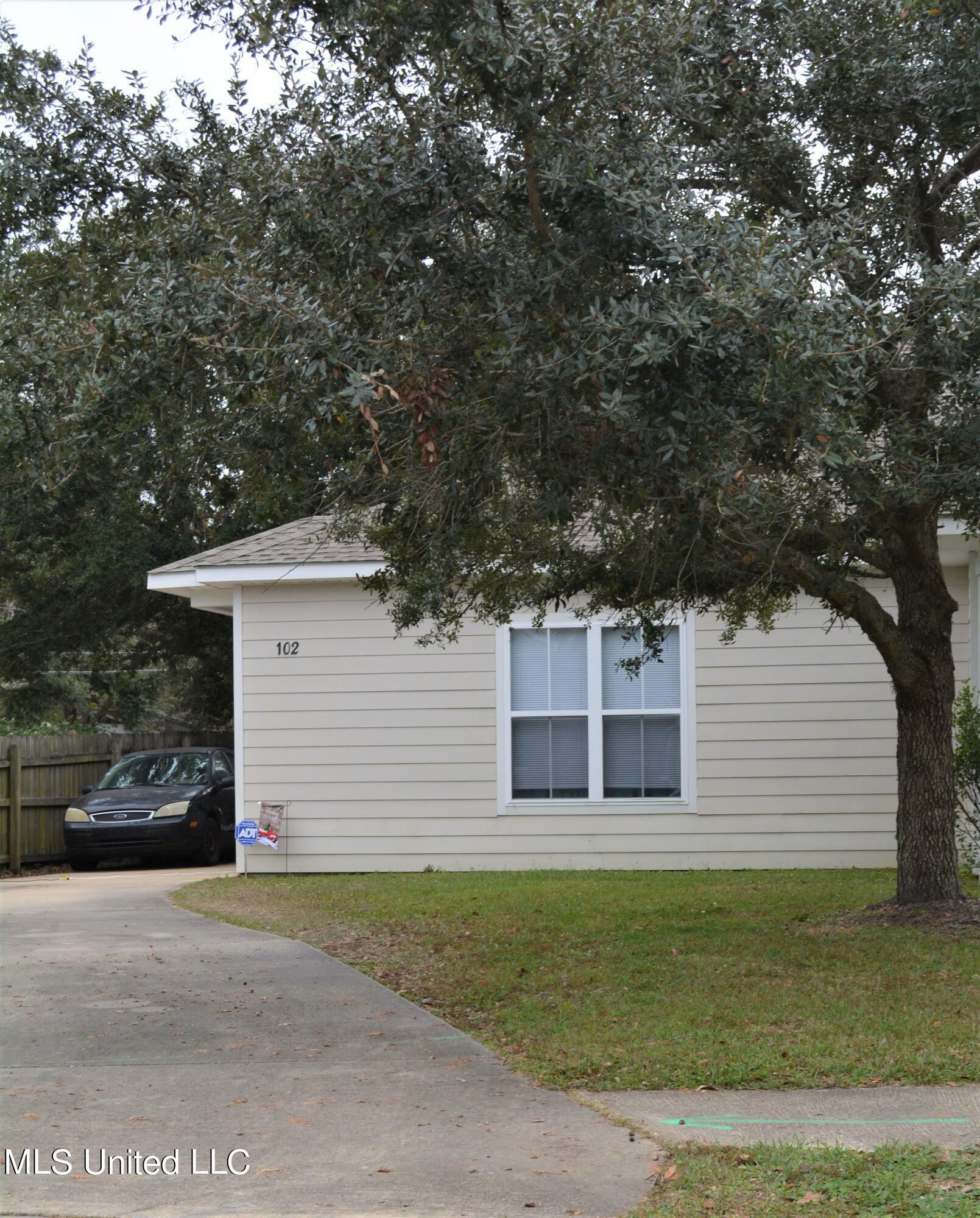 Property Photo:  102 Earle Taylor Lane  MS 39564 