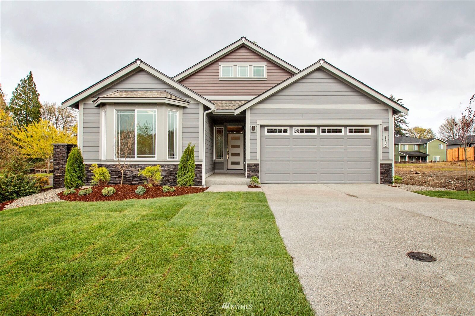 Property Photo: 1402 89th Avenue SE WA 98501