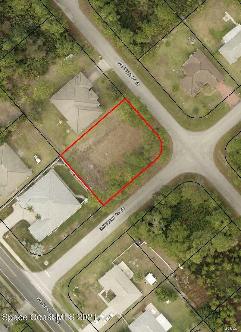 Property Photo:  1798 Wapello (Corner Of Sapphire) Avenue SE  FL 32909 