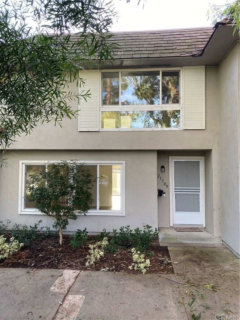 Property Photo:  21709 Lake Vista Drive  CA 92630 