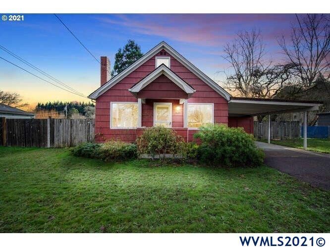 Property Photo: 3020 SW Western Bl OR 97333