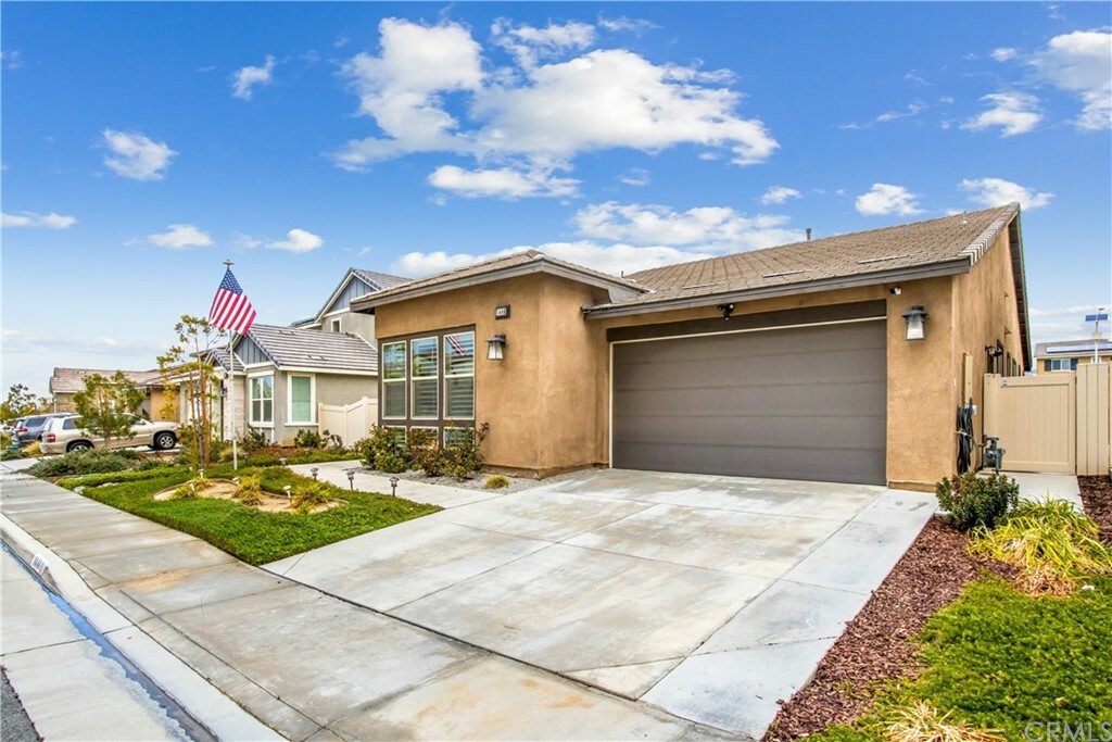 Property Photo: 1446 Galaxy Drive CA 92223