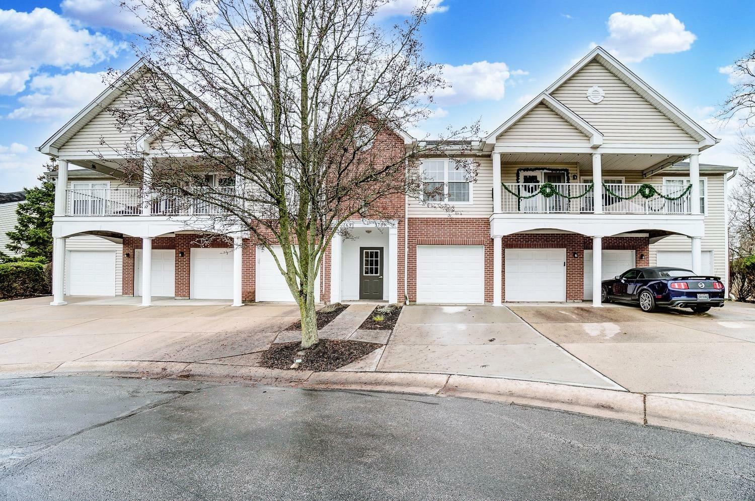 Property Photo: 3695 Chestnut Park Ln 7 OH 45002