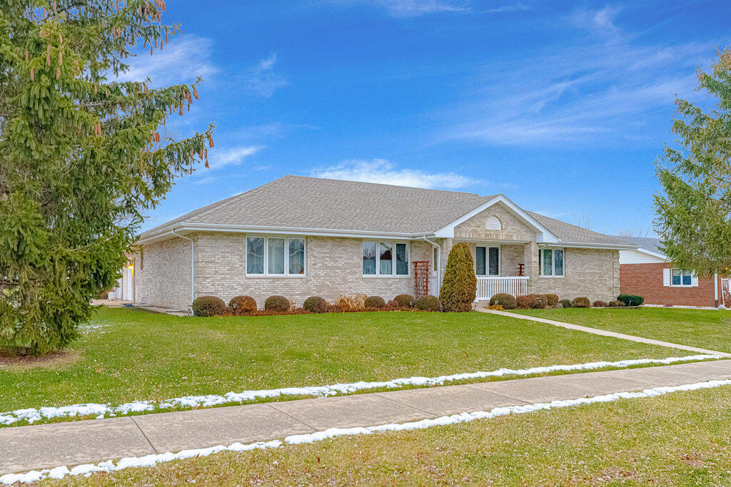 Property Photo:  353 Miller Street  IL 60401 