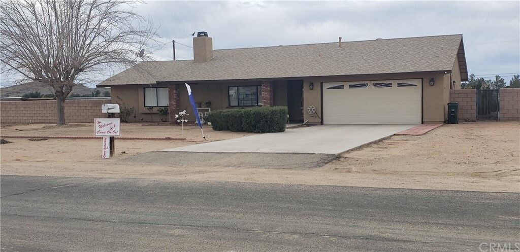 Property Photo:  15620 Apache Road  CA 92307 