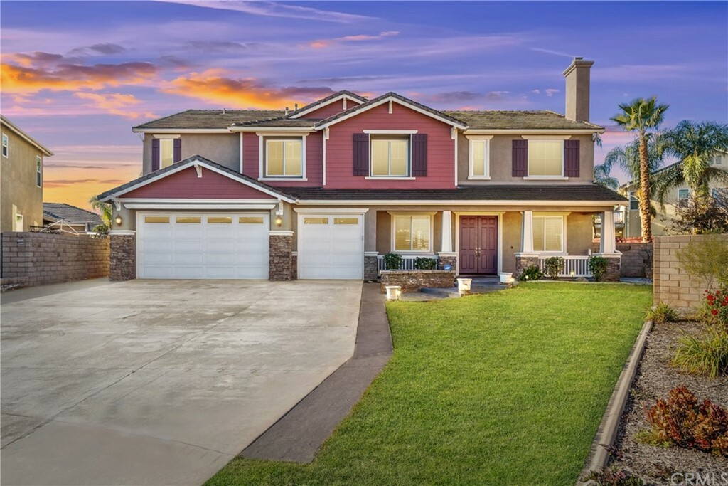 Property Photo:  32833 Whitehaven Court  CA 92584 