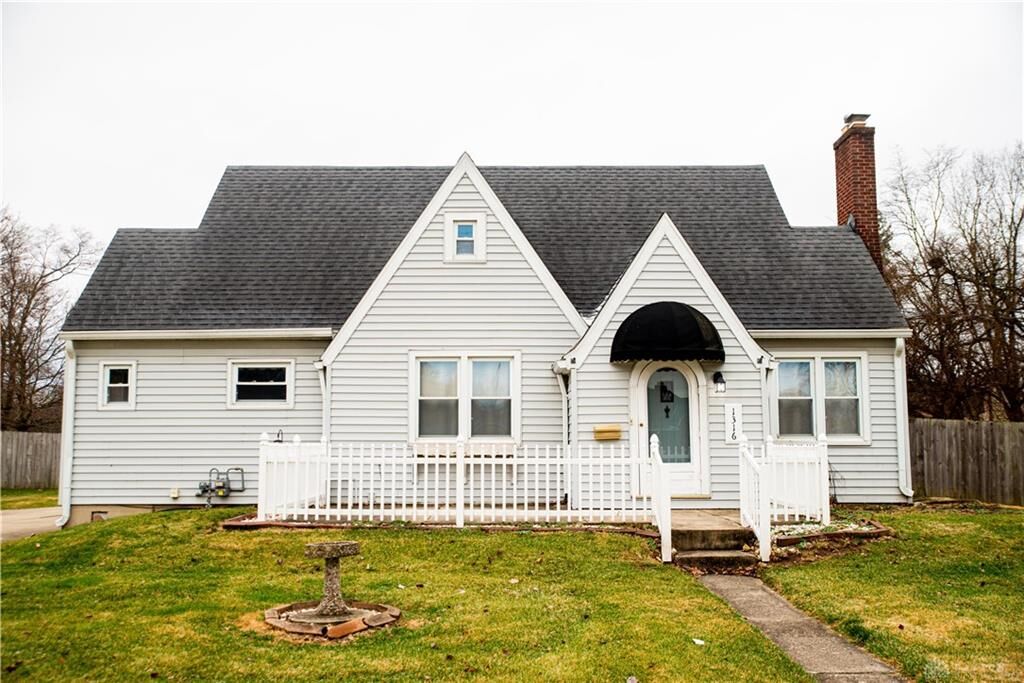 Property Photo: 1316 E Main Street OH 45373