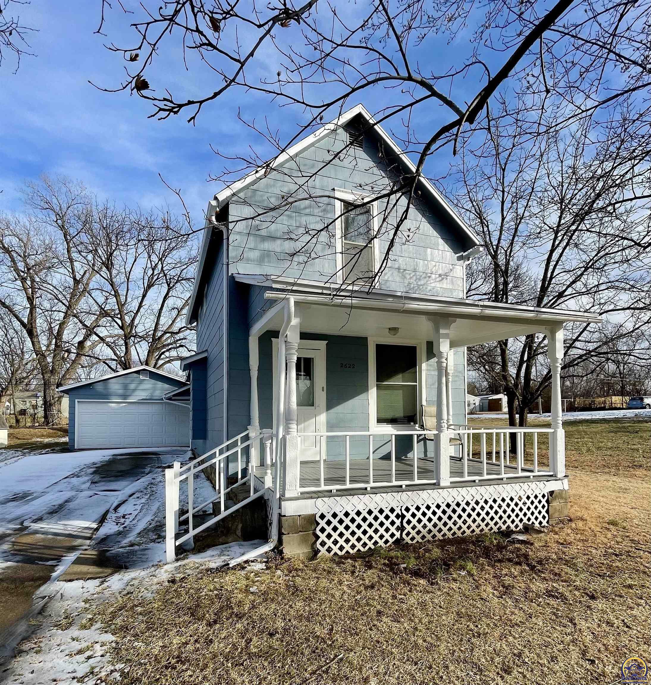 Property Photo:  2622 SE Adams St  KS 66605 