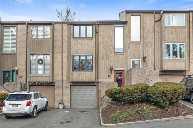Property Photo: 156 Linden Court PA 15237