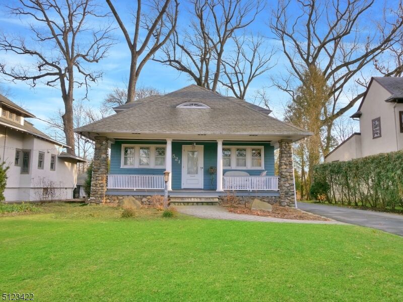 Property Photo: 521 S Maple Ave NJ 07452