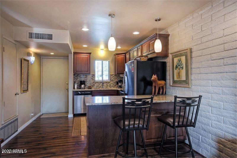 Property Photo: 4800 N 68th Street 314 AZ 85251