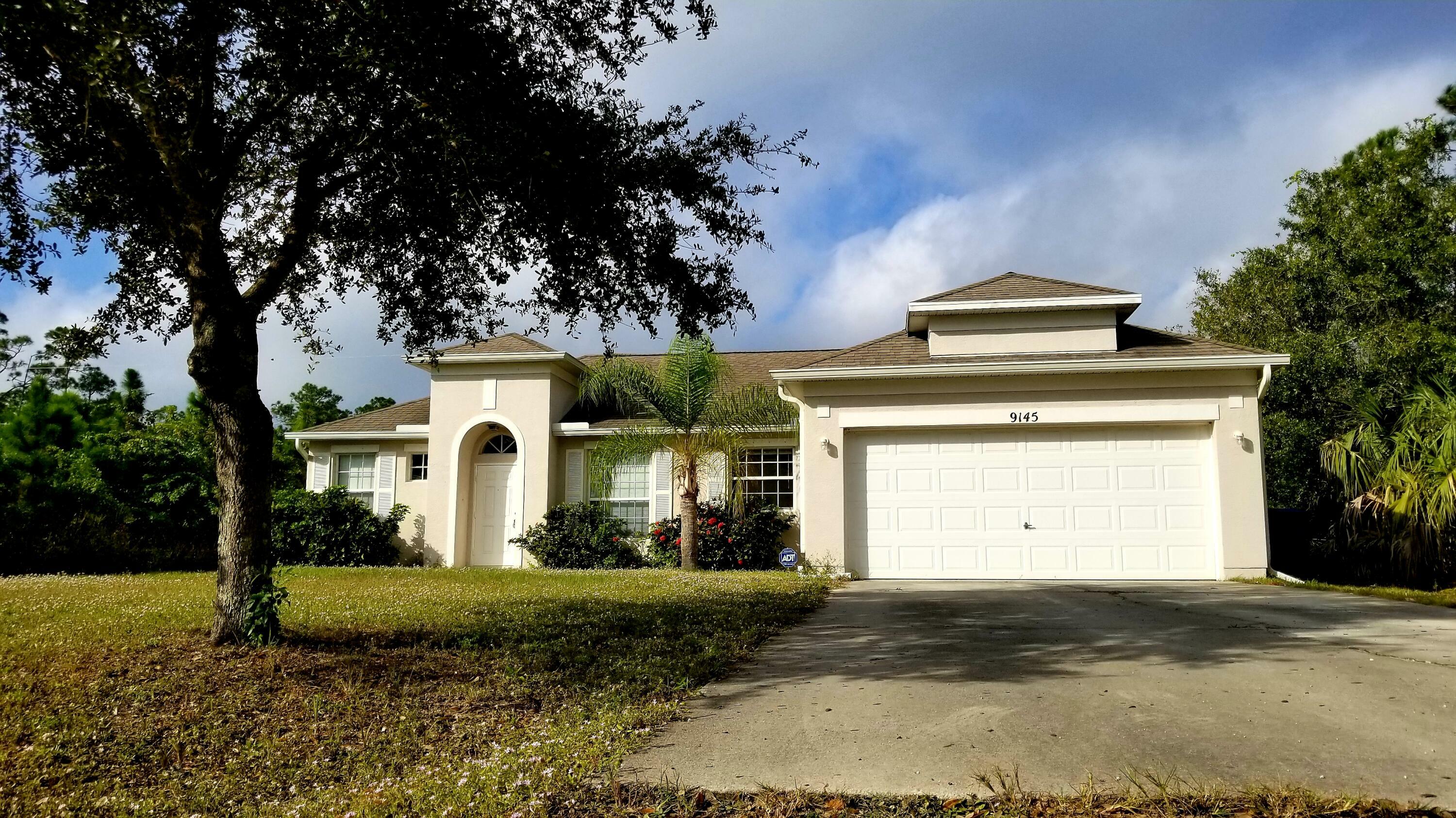 Property Photo:  9145 106th Court  FL 32967 