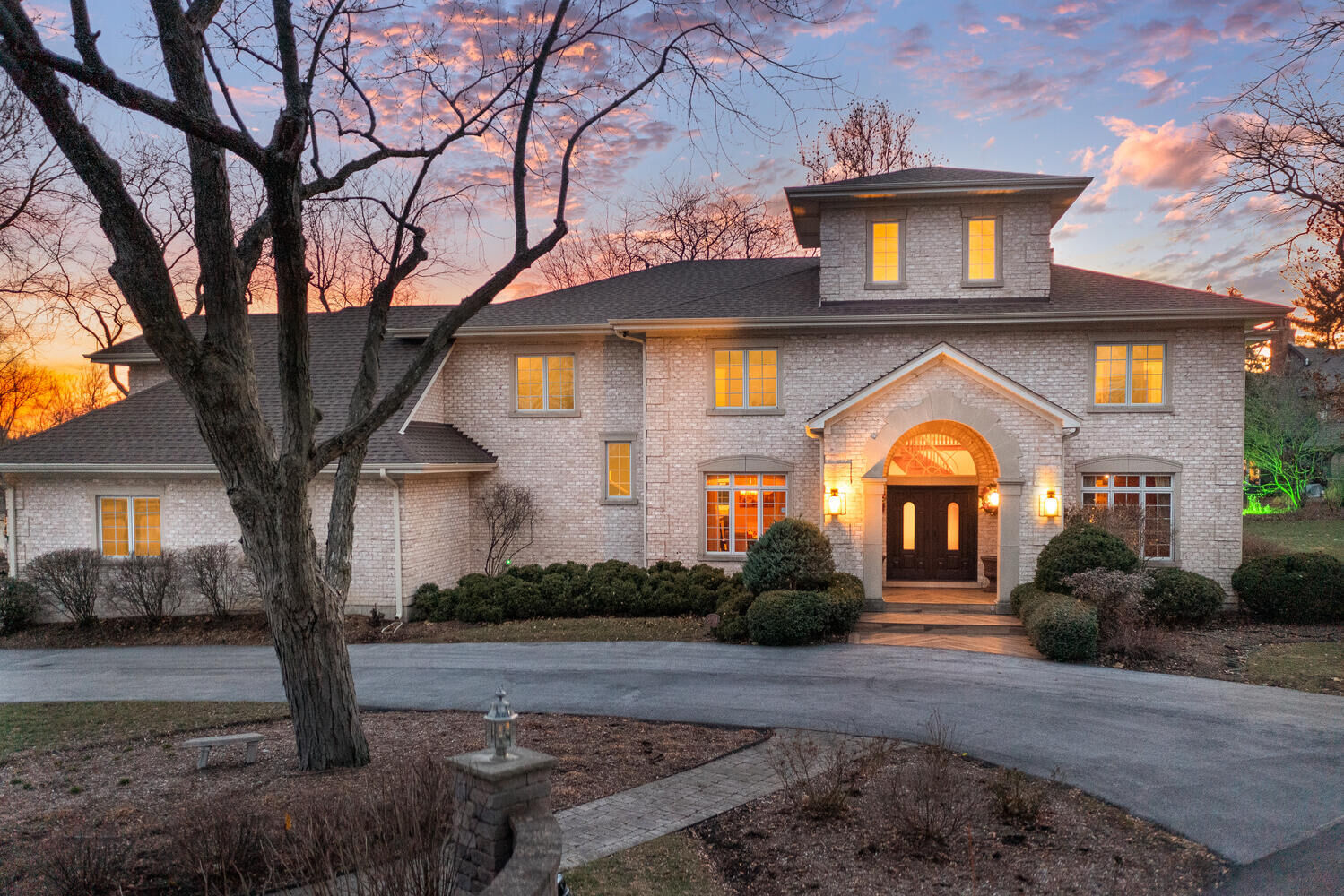 Property Photo:  4254 Evergreen Drive  IL 60532 