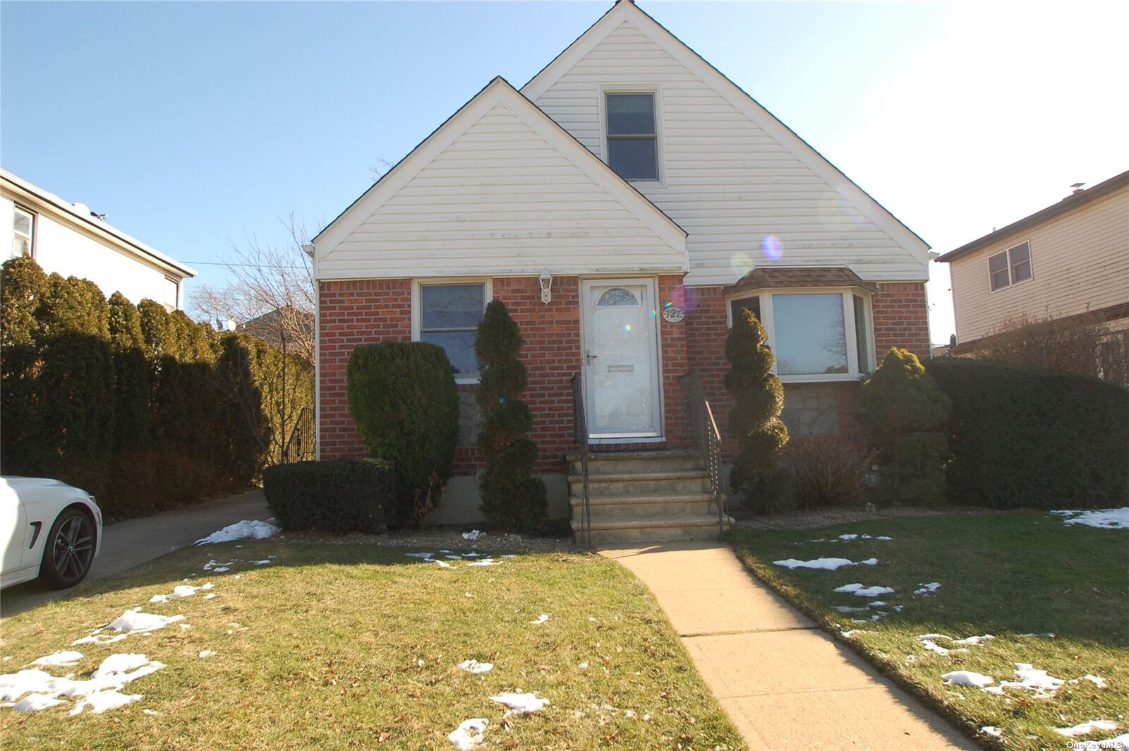 Property Photo:  127 W Maple Drive  NY 11040 