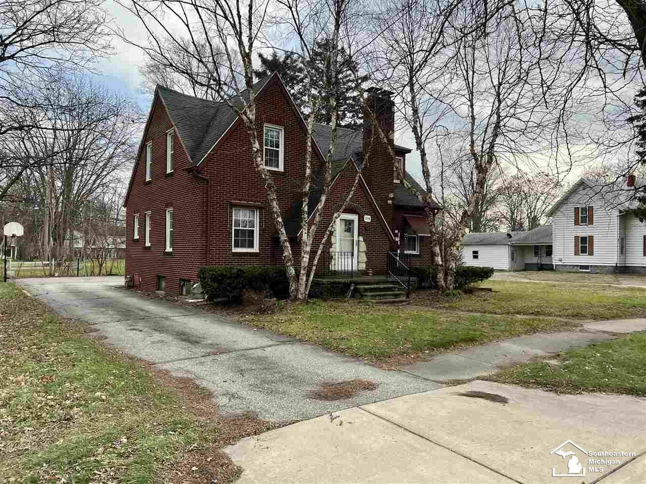 Property Photo:  1016 N Monroe Street  MI 48162 