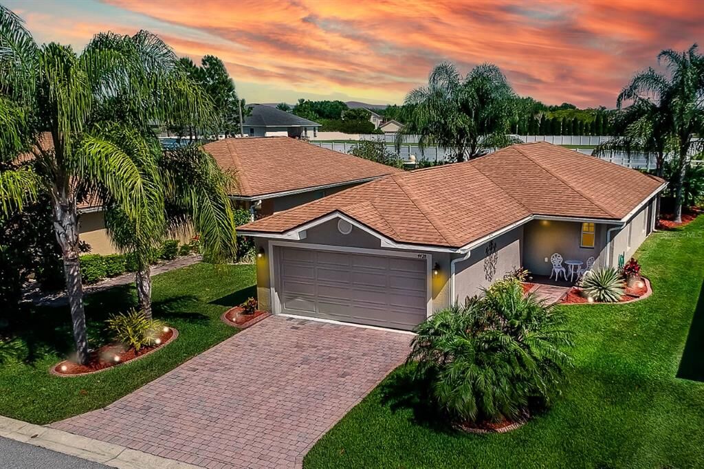 Property Photo: 4428 Turnberry Lane FL 33859