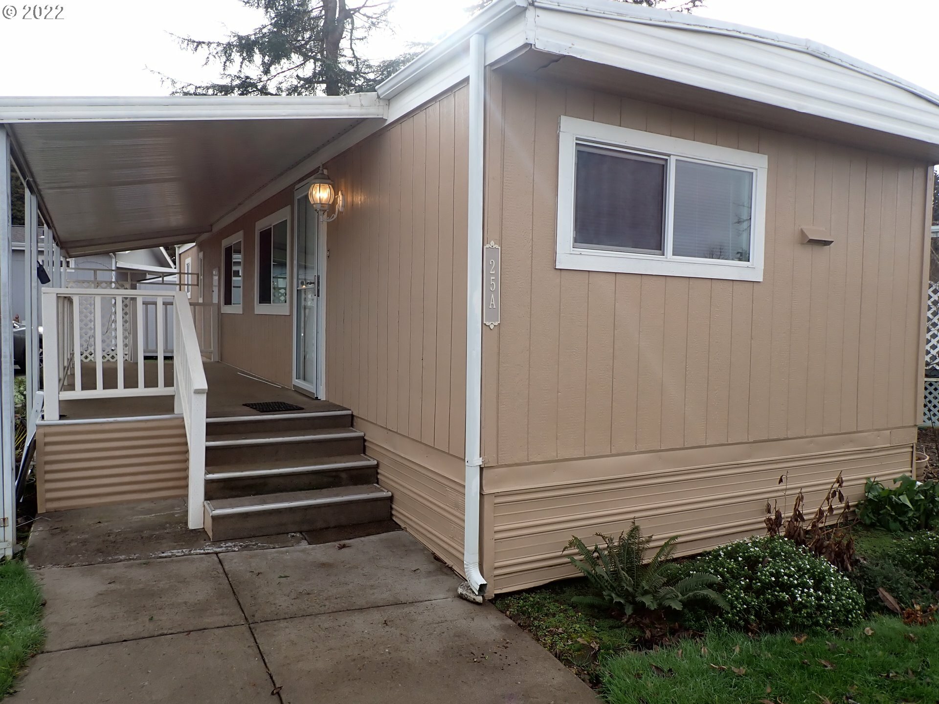 Property Photo:  2200 SE Lancaster Dr 25A  OR 97317 