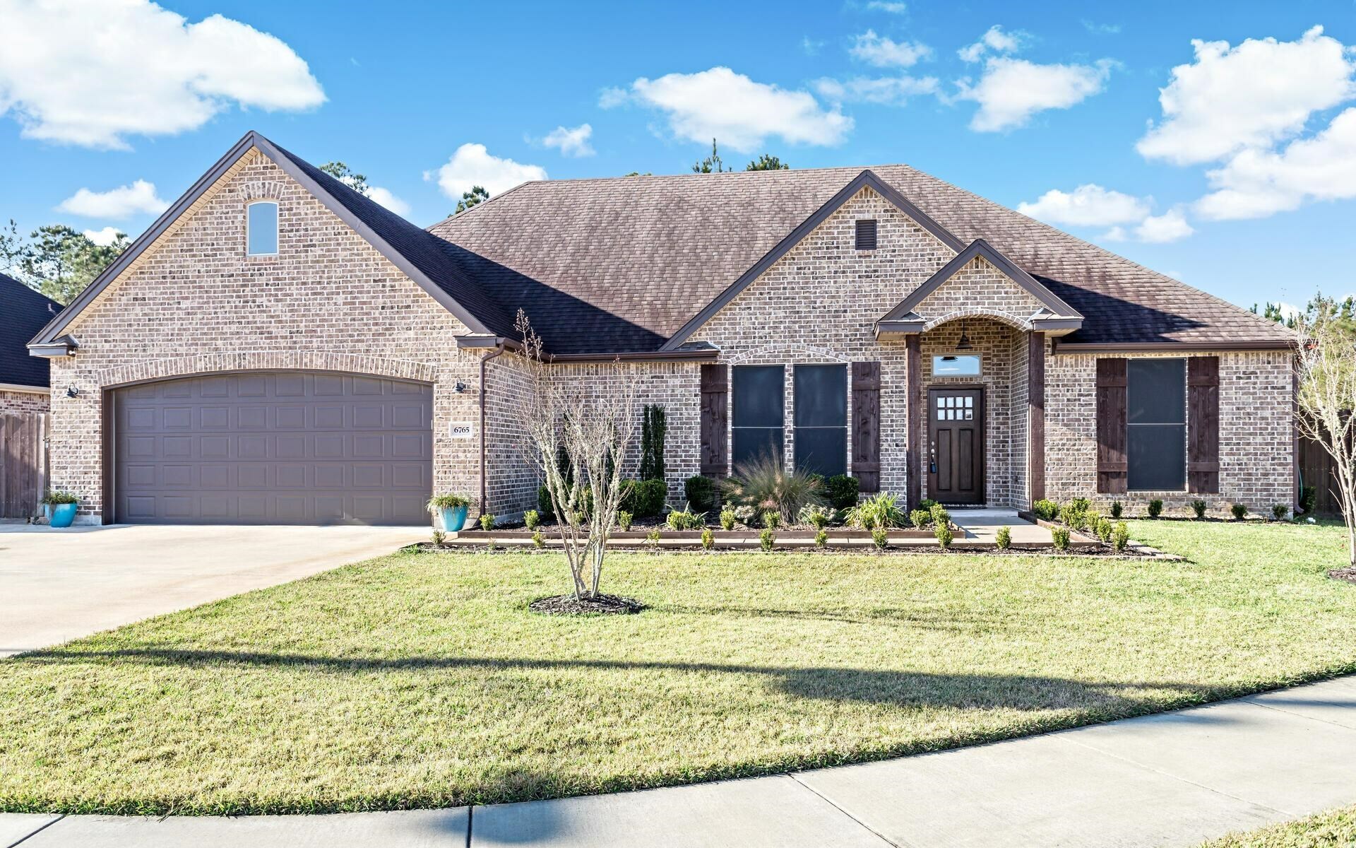 Property Photo:  6765 Woodridge Dr.  TX 77657 