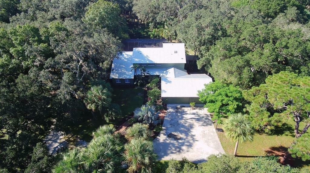 Property Photo:  2602 Firetree Lane  FL 34292 