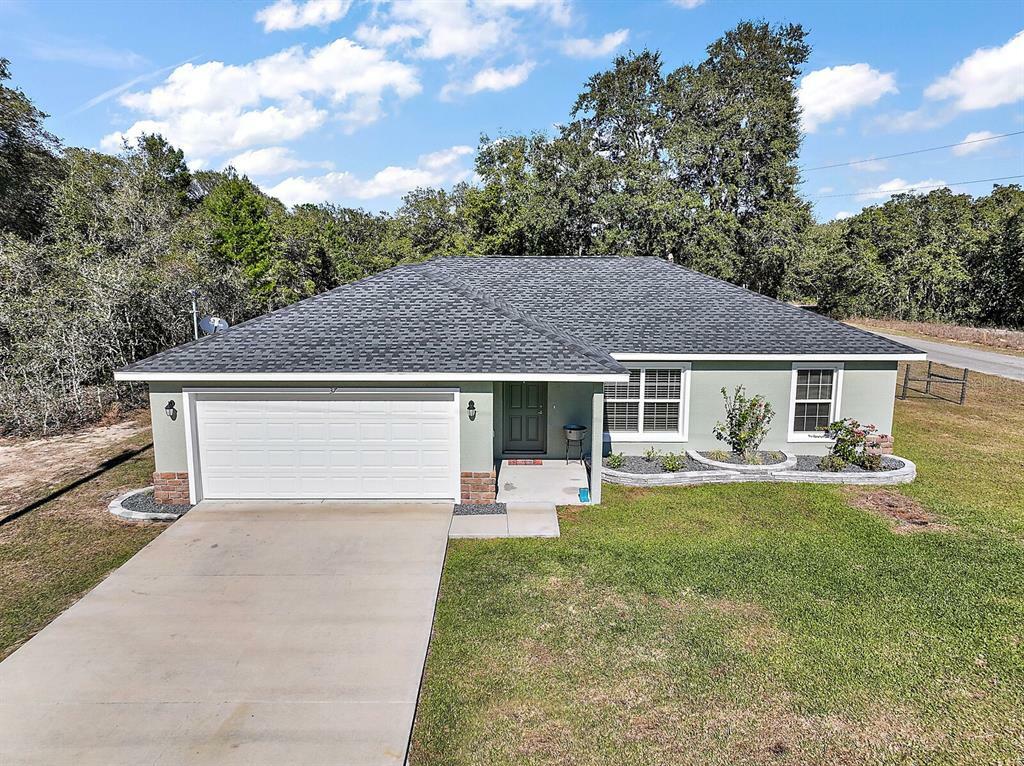 Property Photo:  37 Fisher Terrace  FL 32179 