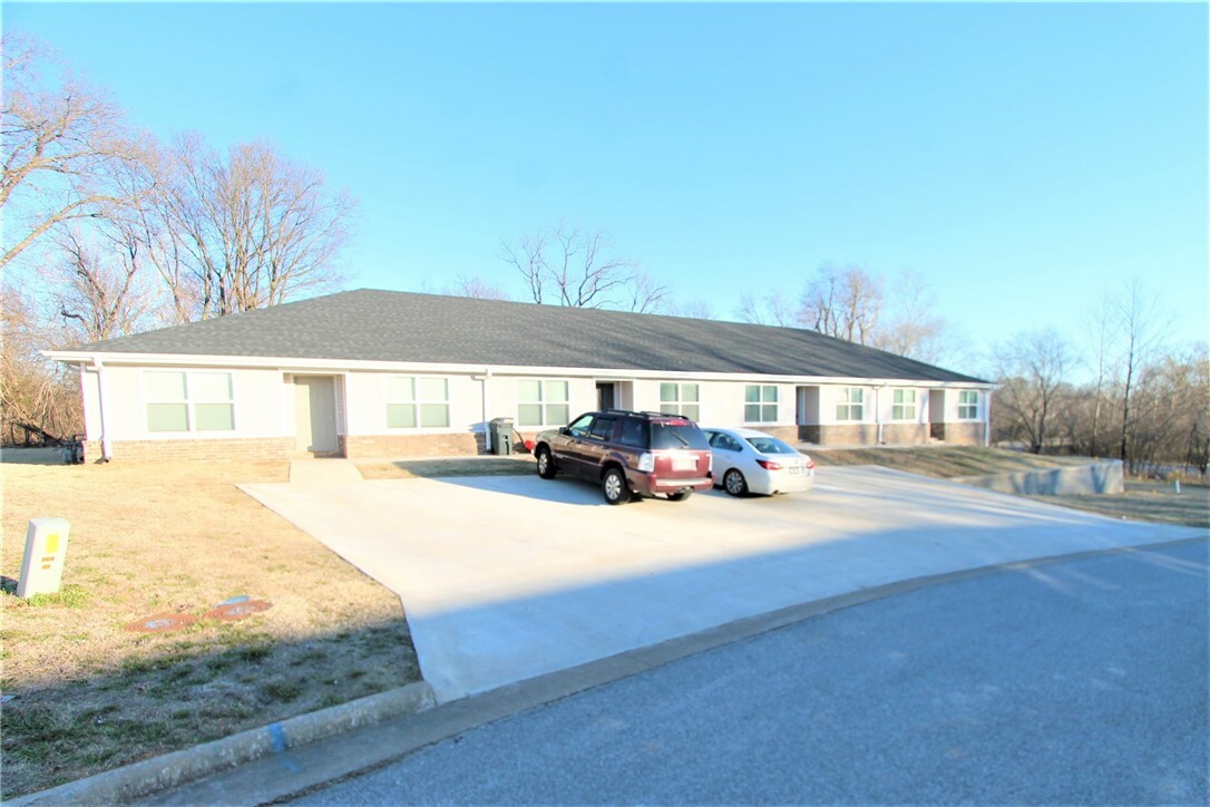 Property Photo:  636 Hidden Springs Drive  AR 72722 