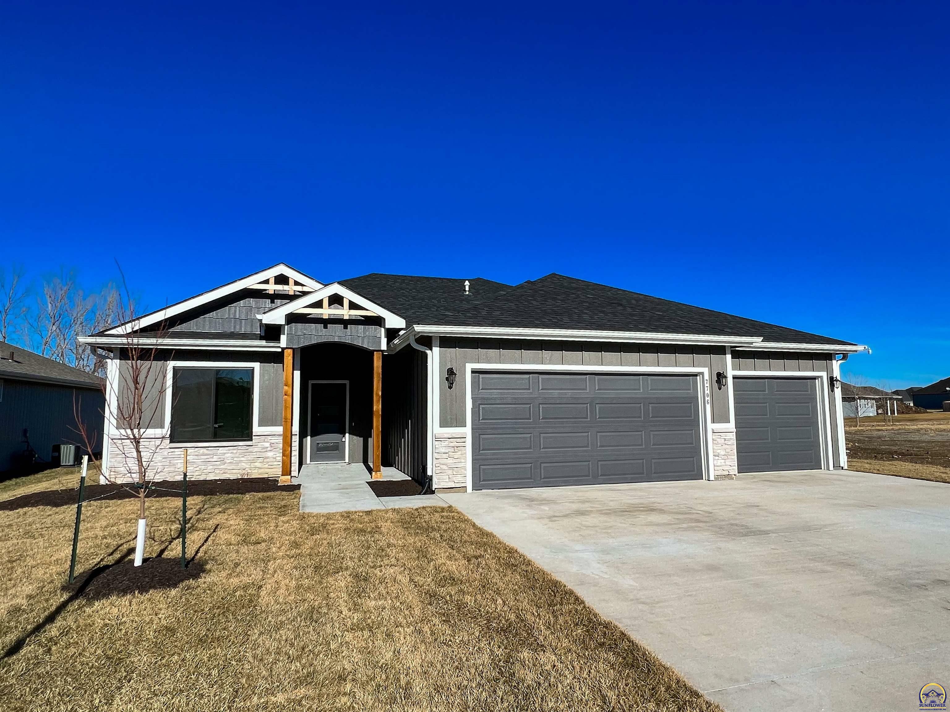 Property Photo:  7706 SW 24th Ter  KS 66614 