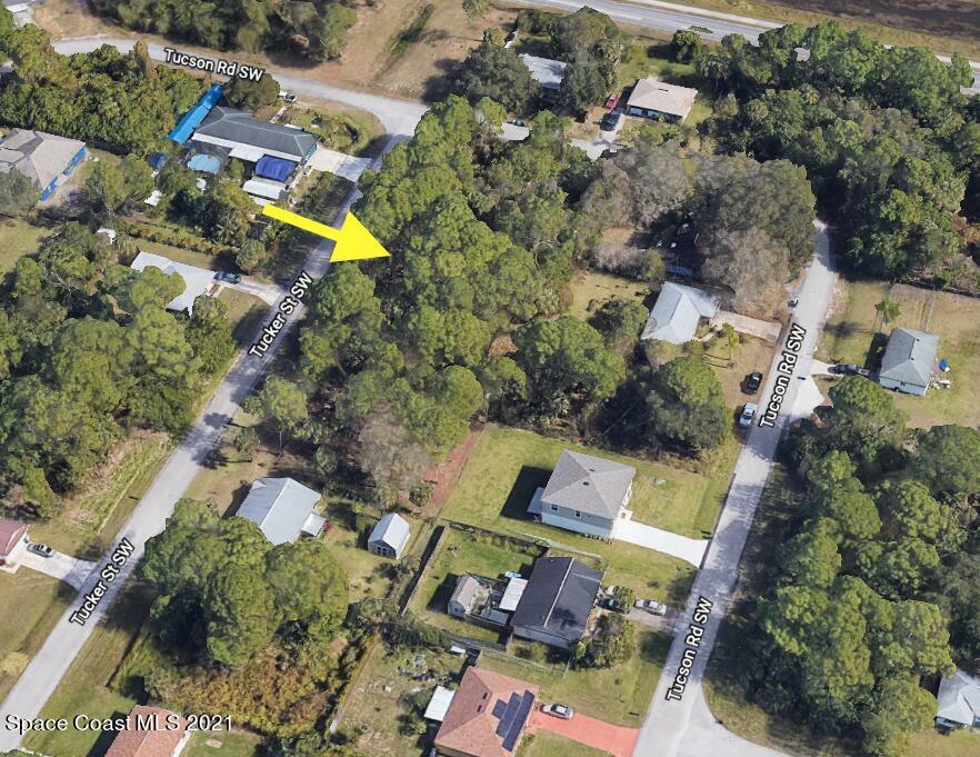 Property Photo:  130 Tucker Street SW  FL 32908 