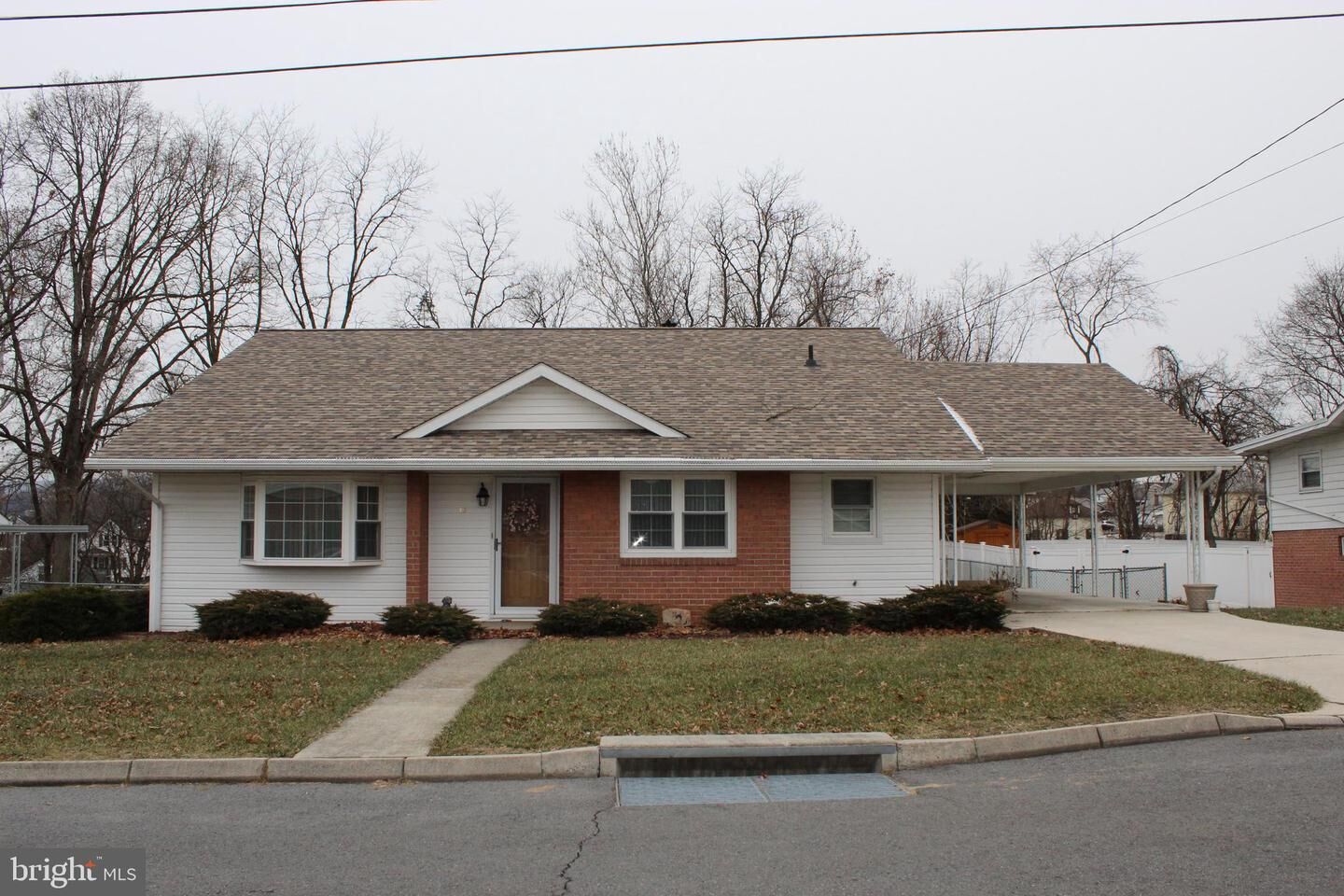 Property Photo: 15 Beechwood Drive MD 21502